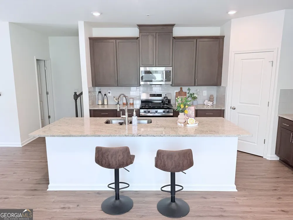 1326 Vayda CT Marietta, GA 30066