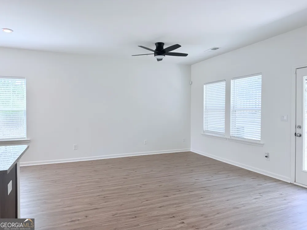 1326 Vayda CT Marietta, GA 30066