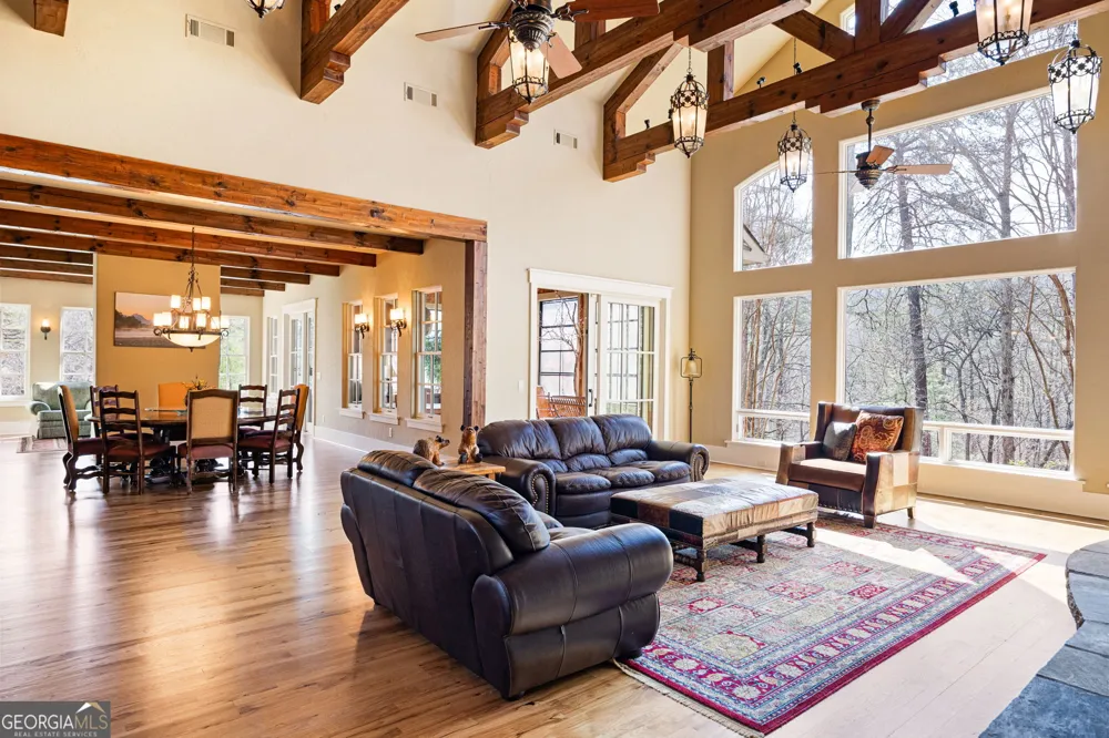 928 Black Bear TRL Jasper, GA 30143