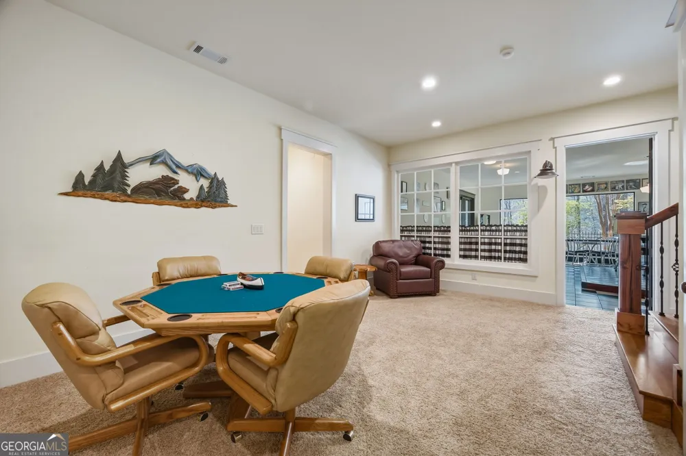 928 Black Bear TRL Jasper, GA 30143