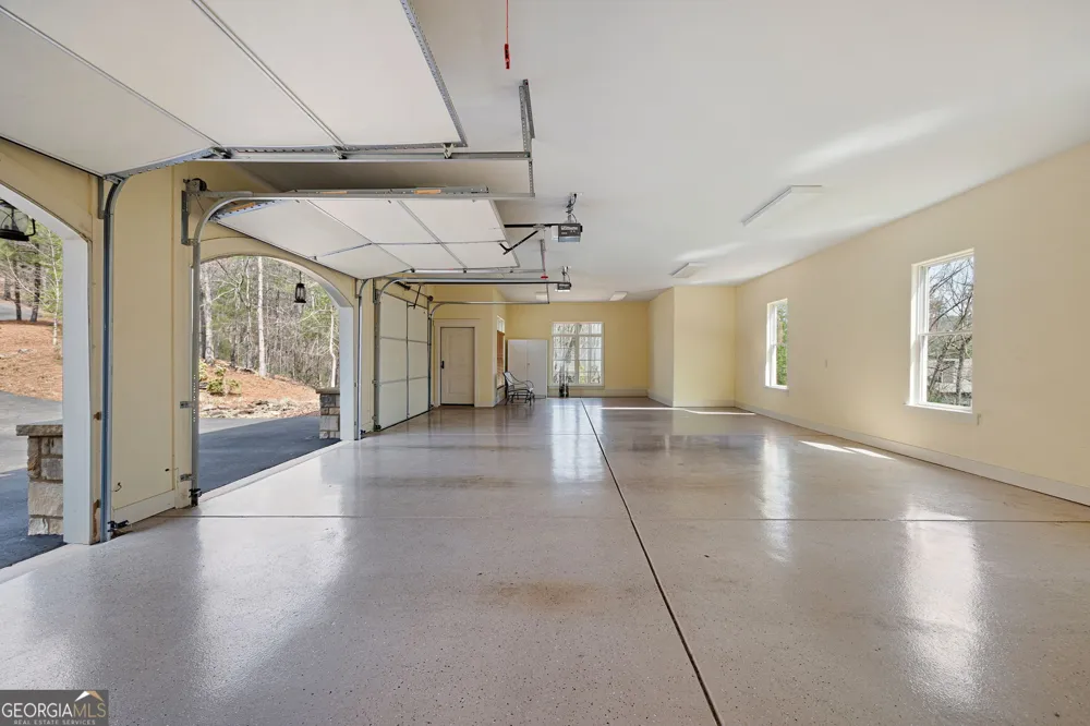 928 Black Bear TRL Jasper, GA 30143