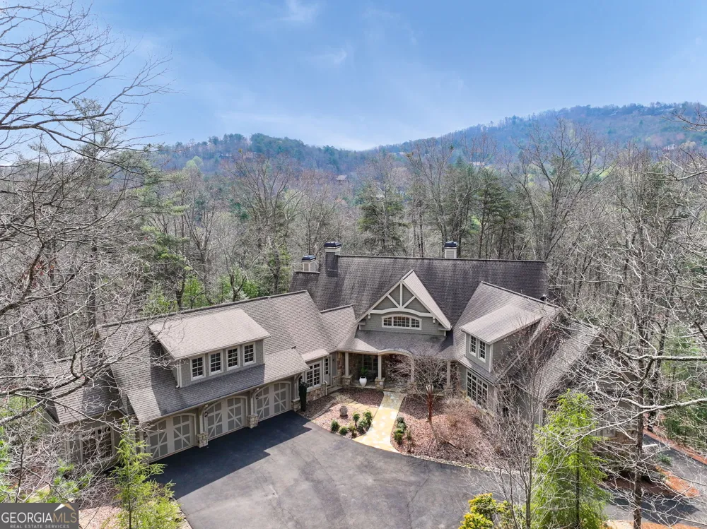 928 Black Bear TRL Jasper, GA 30143