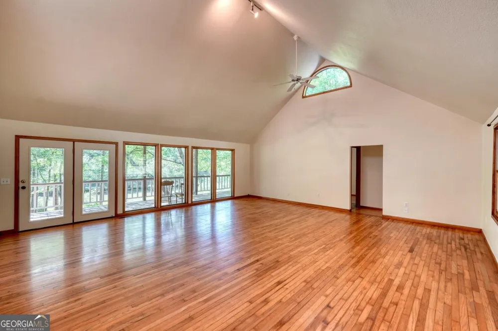 1493 Greasy Creek Road Brasstown, NC 28902