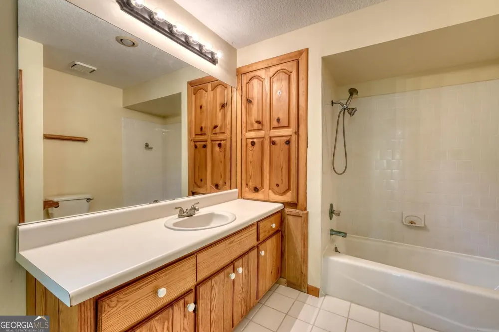 1493 Greasy Creek Road Brasstown, NC 28902