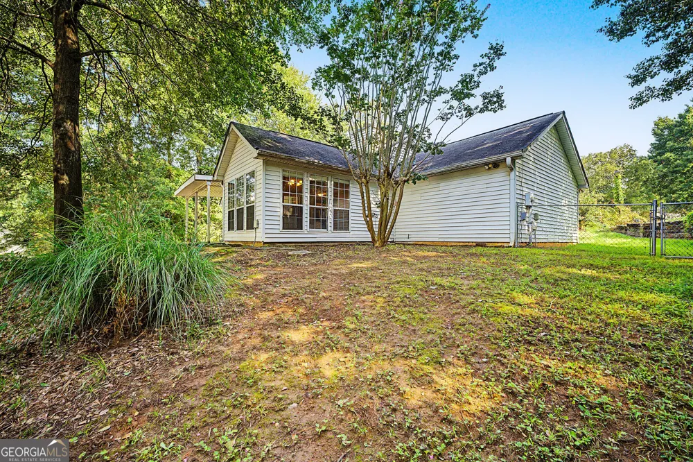 204 Spring CIR Stockbridge, GA 30281