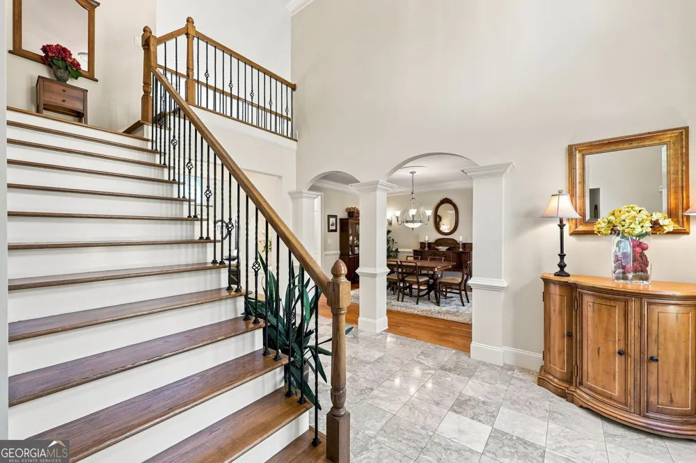 5359 Point South DR Gainesville, GA 30504