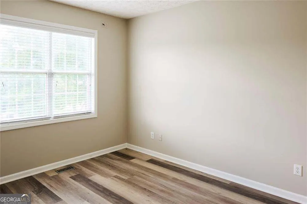 311 Park Creek Ridge Woodstock, GA 30188