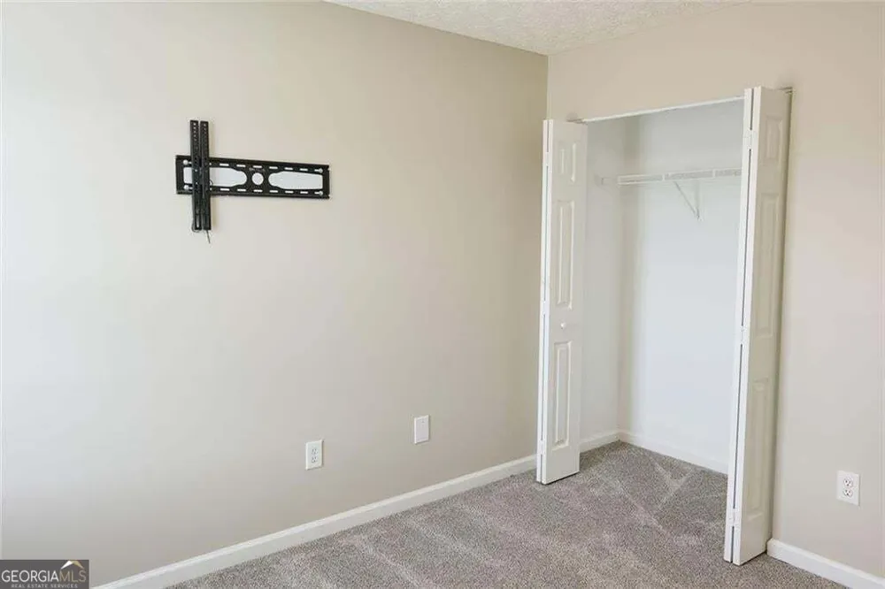 311 Park Creek Ridge Woodstock, GA 30188