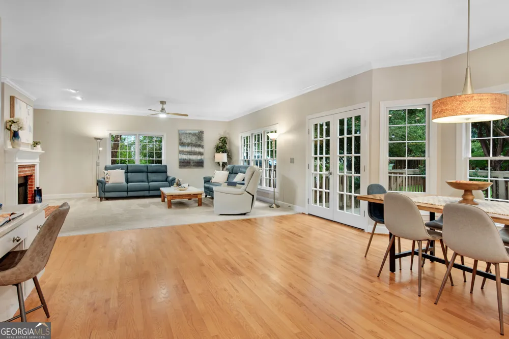 505 Middleton PL Roswell, GA 30075