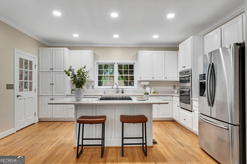 505 Middleton PL Roswell, GA 30075