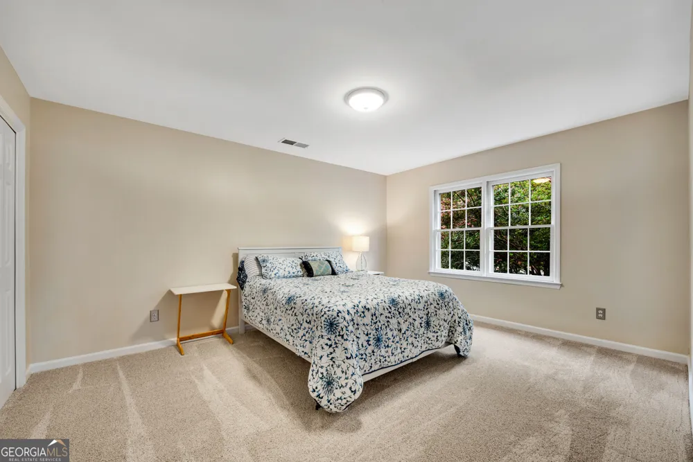 505 Middleton PL Roswell, GA 30075
