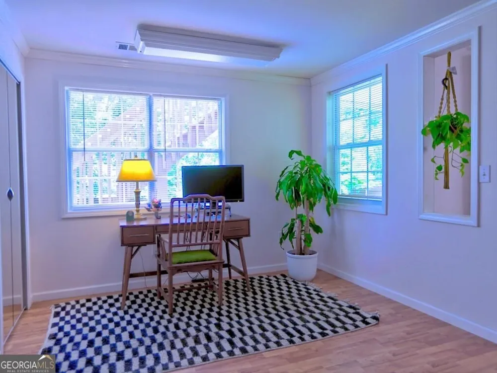 2818 Penncross DR SW Marietta, GA 30064