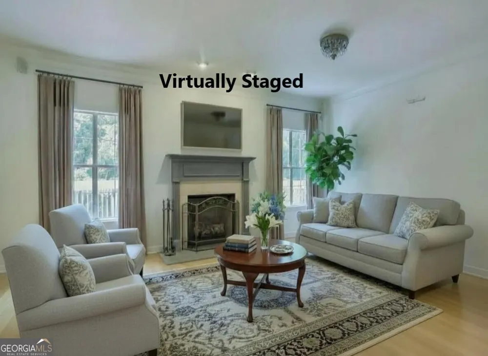 2818 Penncross DR SW Marietta, GA 30064