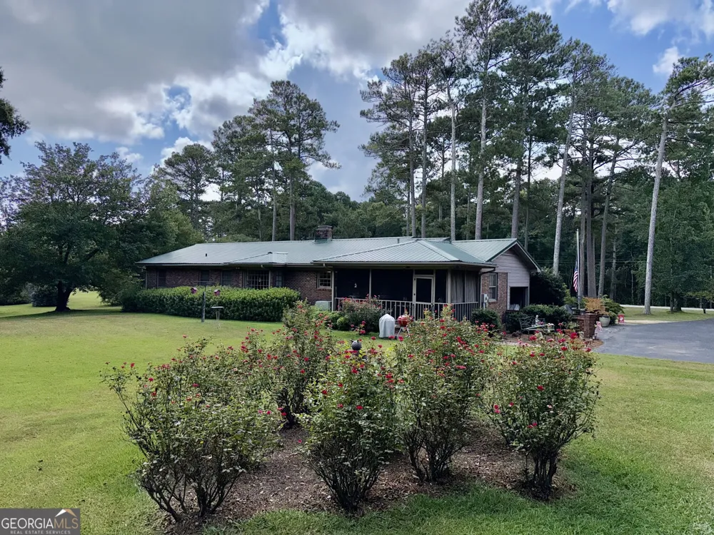 1336 Calhoun Falls HWY Elberton, GA 30635