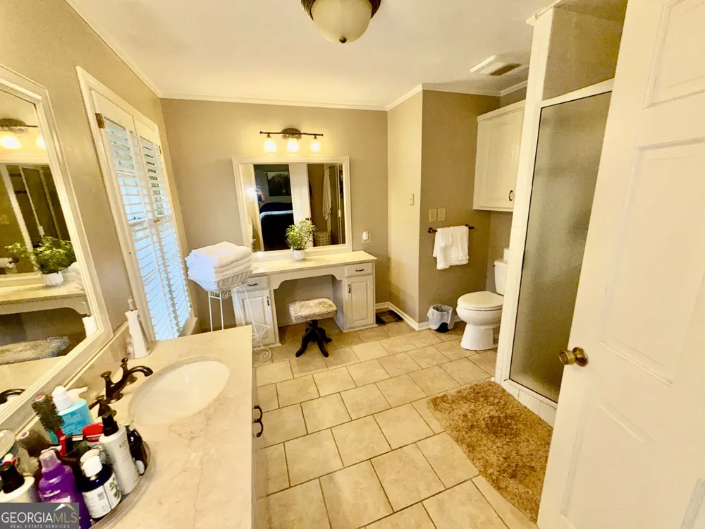 1336 Calhoun Falls HWY Elberton, GA 30635