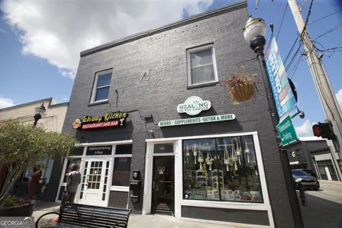 3737 Main ST