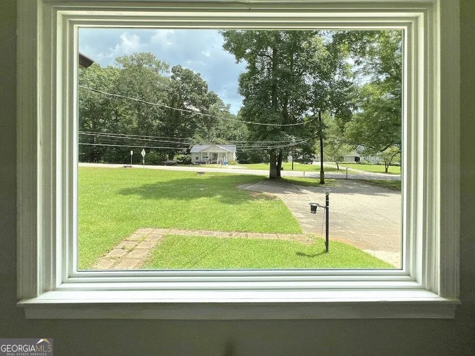 175 James ST Temple, GA 30179