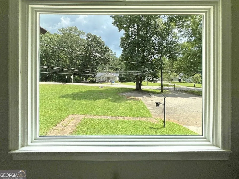 175 James ST Temple, GA 30179