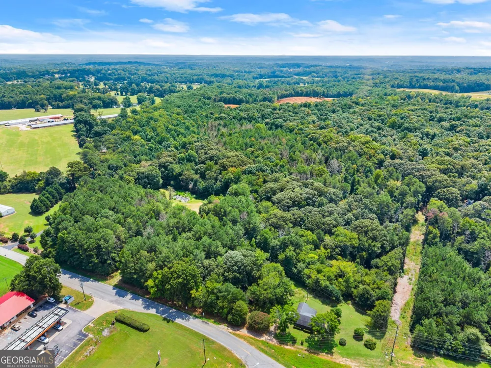 1097 Doster RD Jefferson, GA 30549