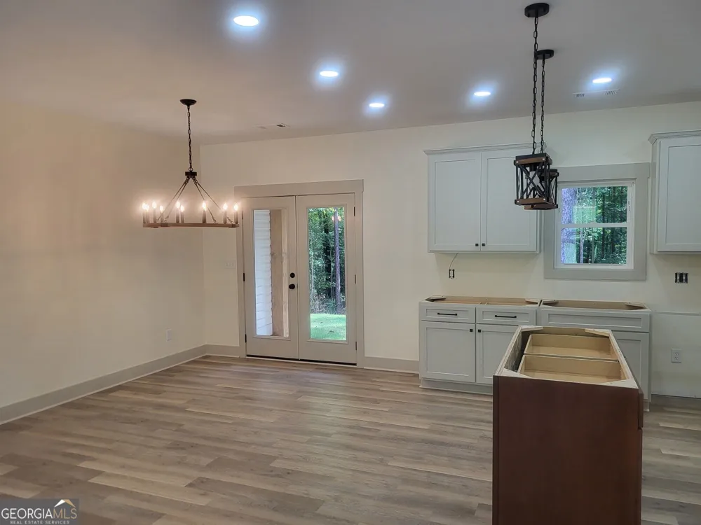 6491 13th CT SW Lanett, AL 36863