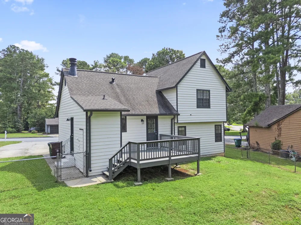 9386 Woodknoll LN Jonesboro, GA 30238