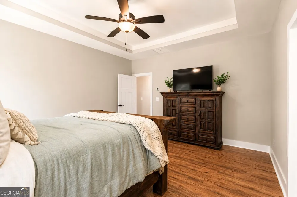 16 Stratford WAY Kingston, GA 30145