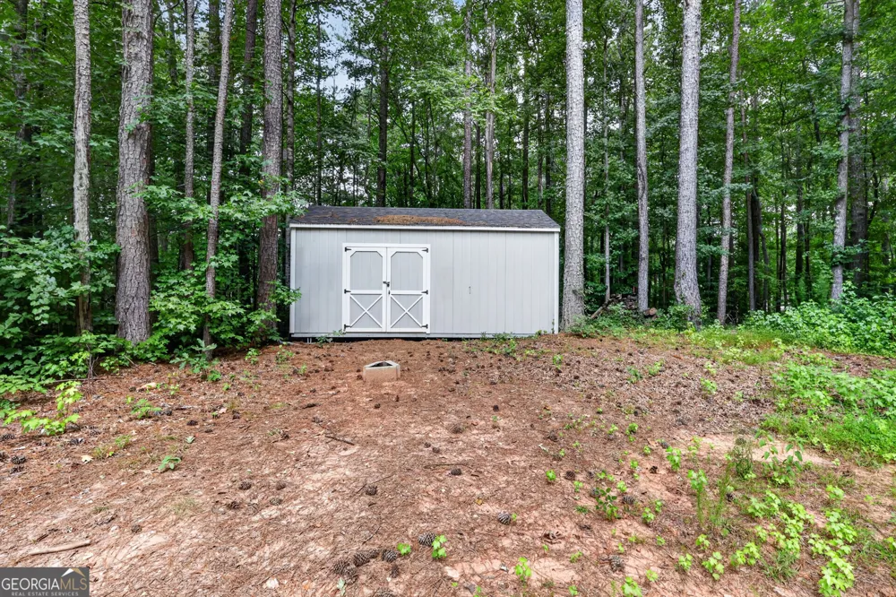 4009 Saint George WALK SW Powder Springs, GA 30127