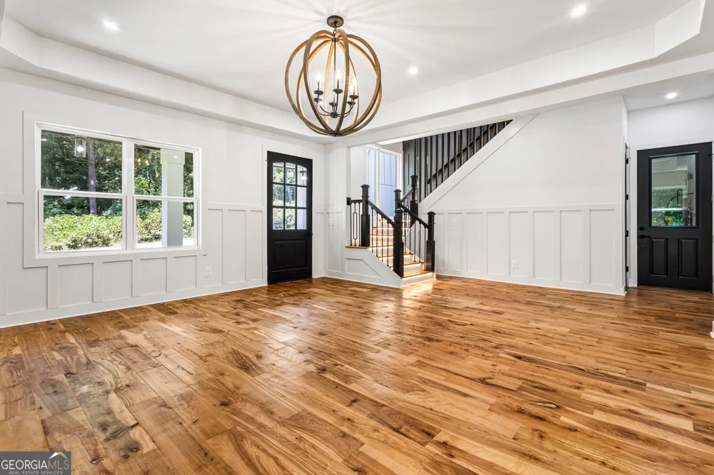 6465 Yacht Club RD Flowery Branch, GA 30542