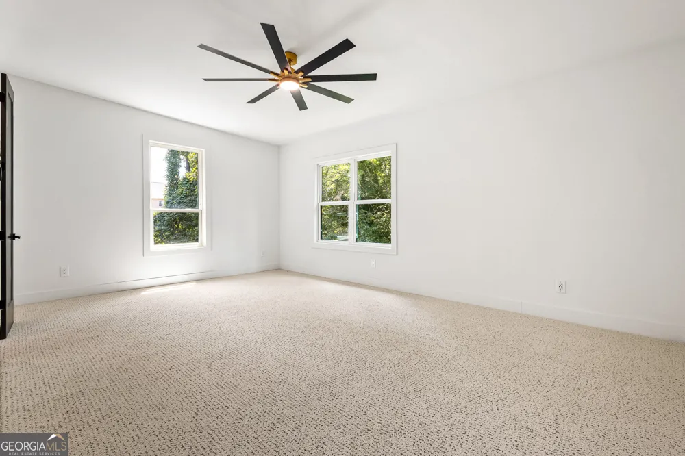 6465 Yacht Club RD Flowery Branch, GA 30542