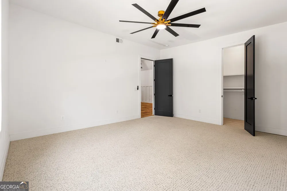 6465 Yacht Club RD Flowery Branch, GA 30542