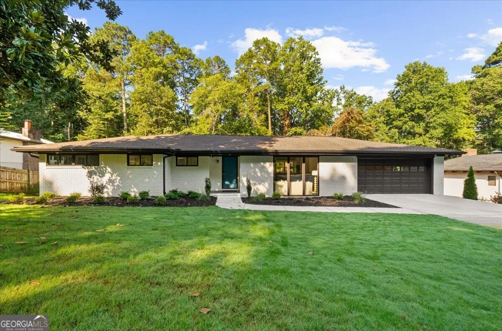 5839 Lakeshore DR Buford, GA 30518