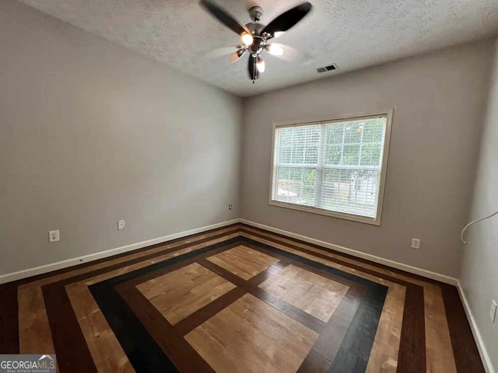 2401 Smoke CT Conyers, GA 30013