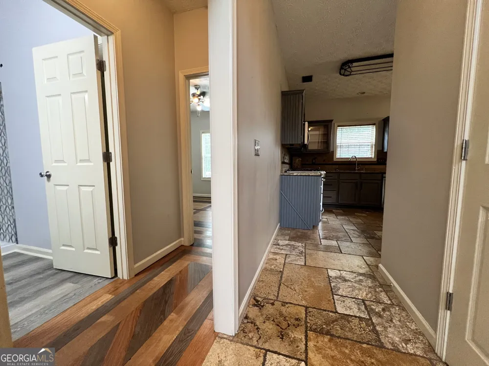 2401 Smoke CT Conyers, GA 30013