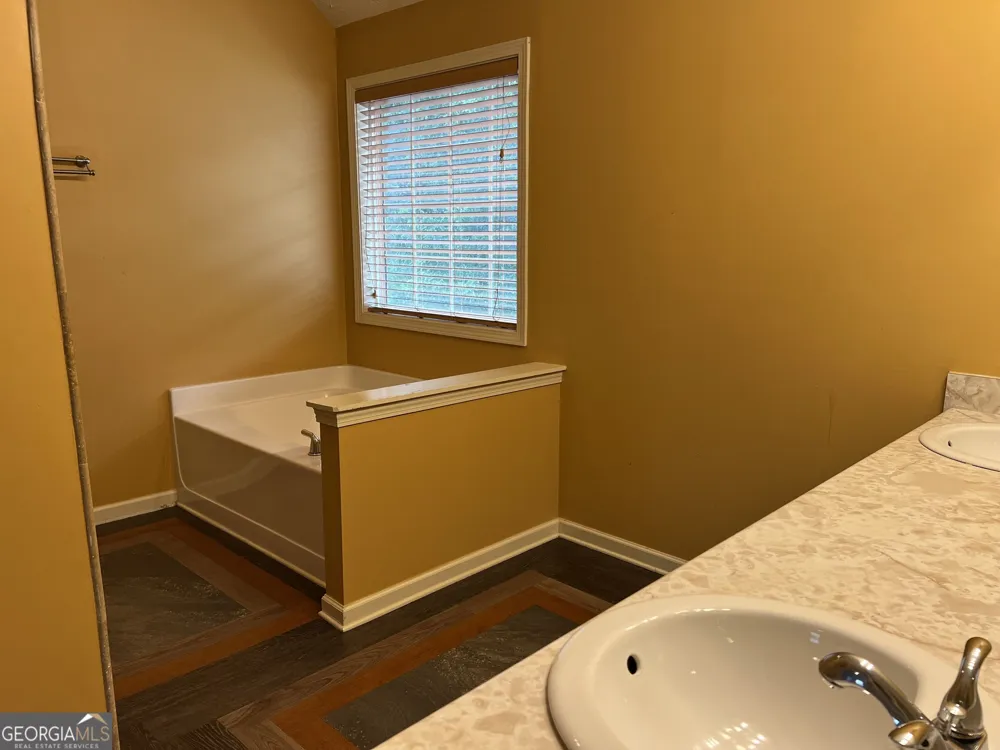 2401 Smoke CT Conyers, GA 30013