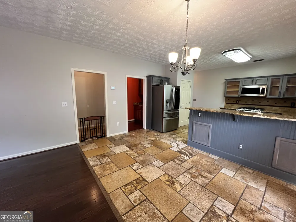 2401 Smoke CT Conyers, GA 30013