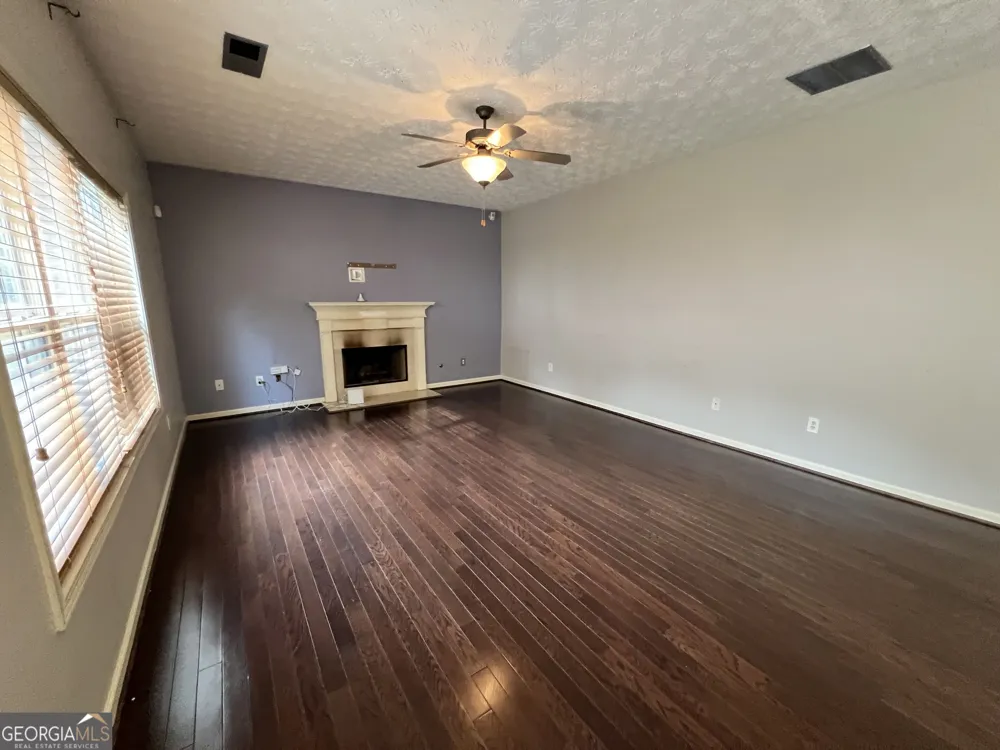 2401 Smoke CT Conyers, GA 30013