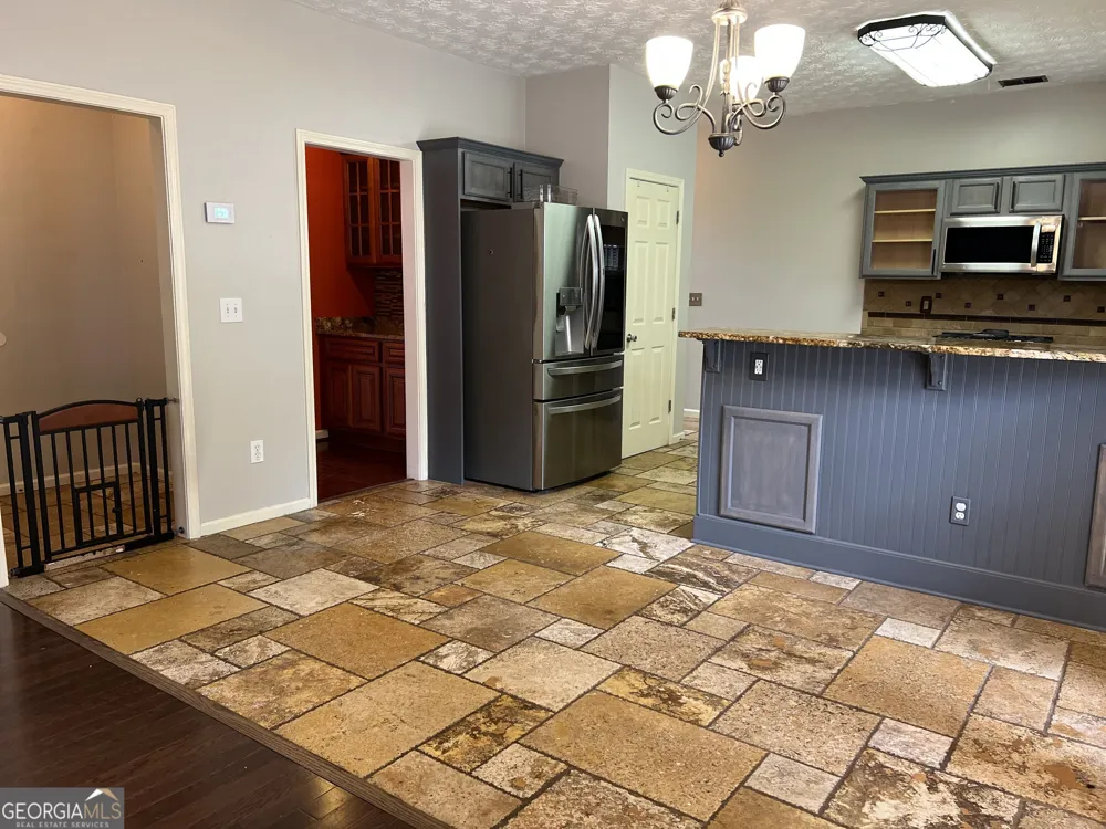 2401 Smoke CT Conyers, GA 30013