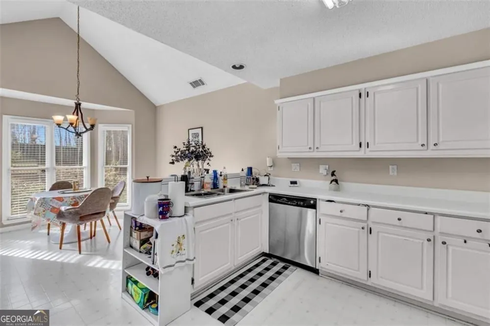 111 Overlook Heights WAY Stockbridge, GA 30281