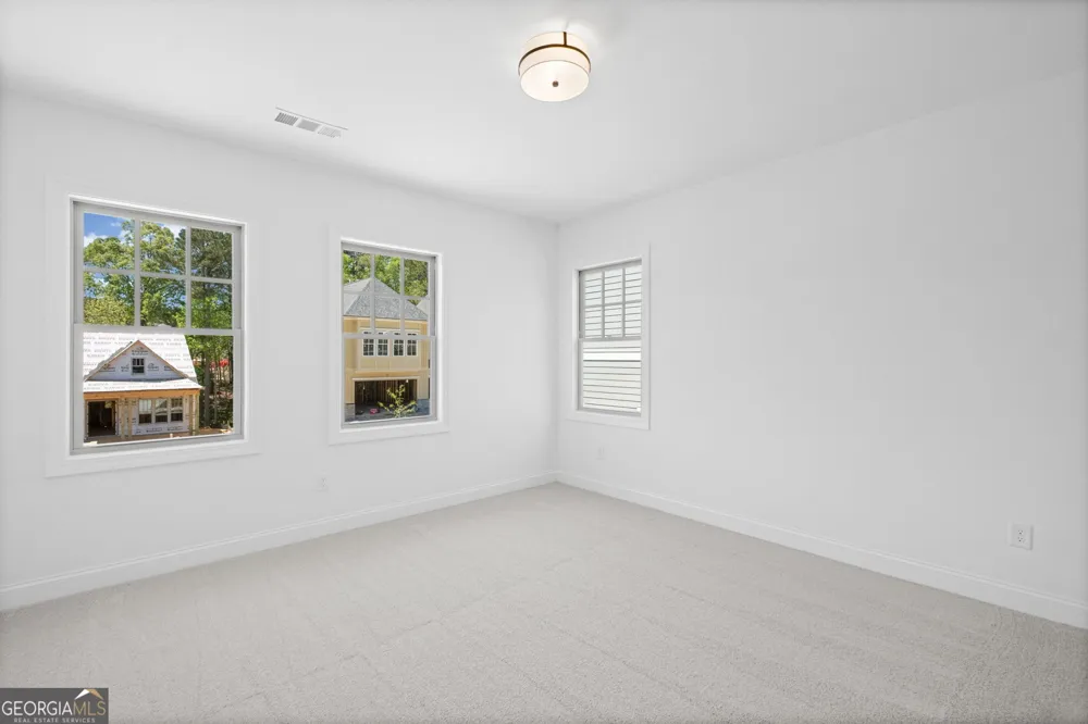 708 Woodlake CT Canton, GA 30114