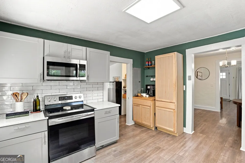 3383 Lawrence ST Scottdale, GA 30079