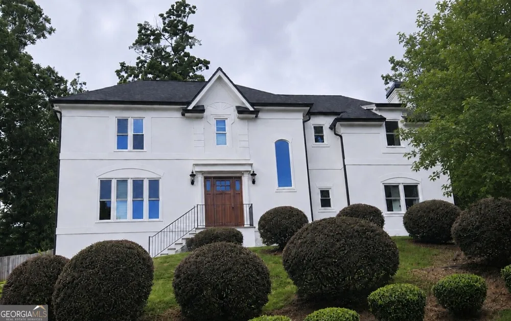 1809 Shelburne RDG Marietta, GA 30068