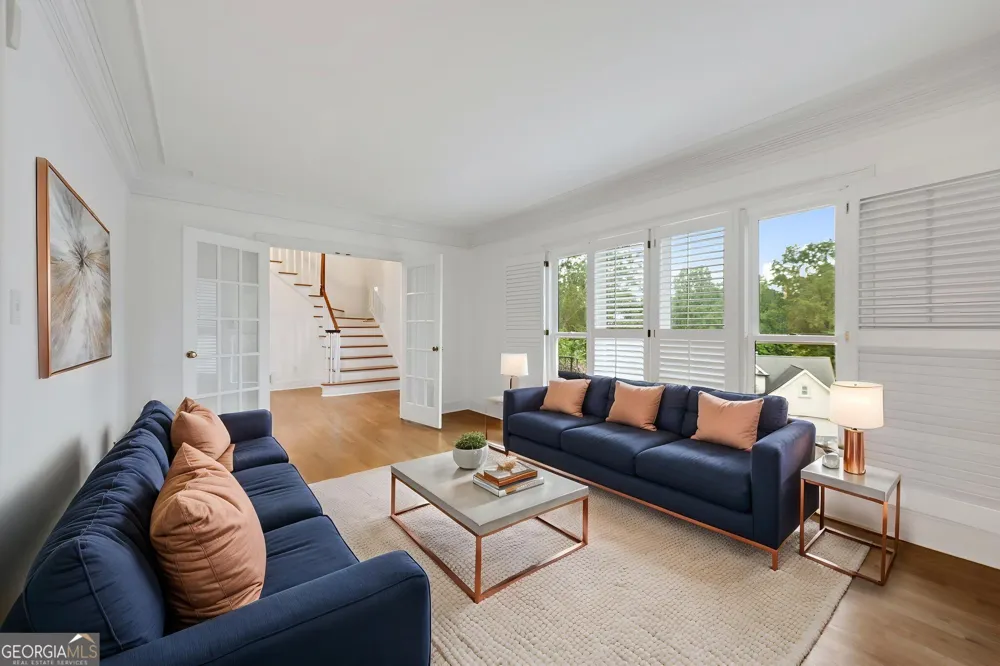 1809 Shelburne RDG Marietta, GA 30068