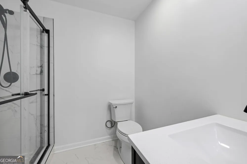 1809 Shelburne RDG Marietta, GA 30068
