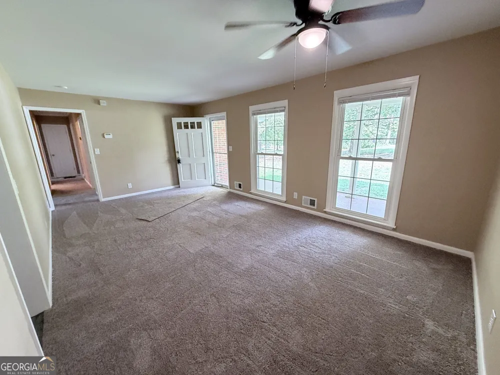 1571 Ebenezer RD SW Conyers, GA 30094