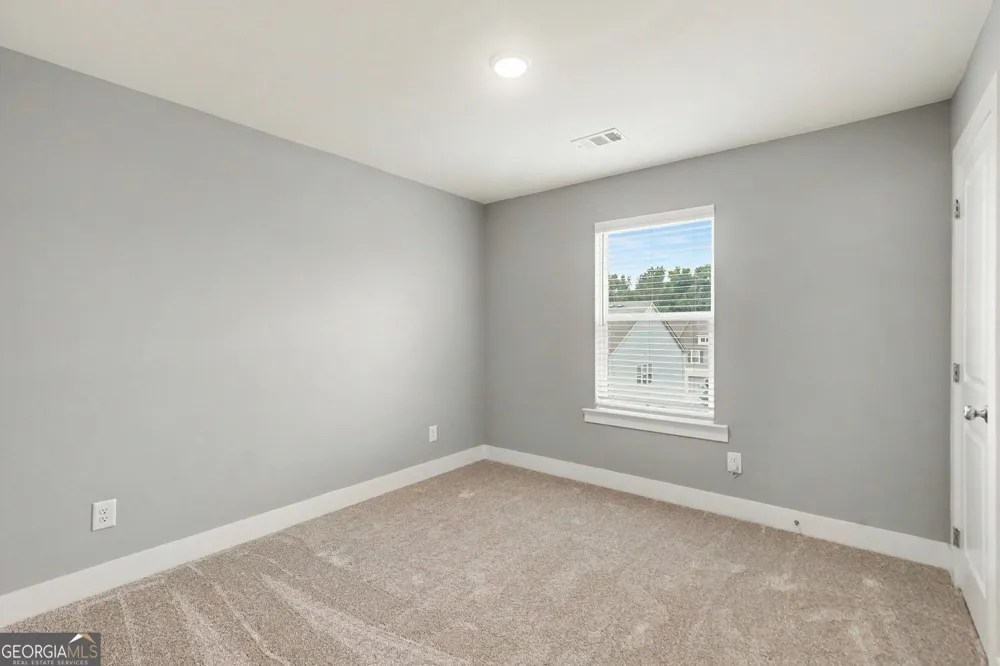 7666 Squire CT Fairburn, GA 30213