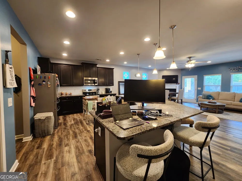 17 Cliffbriar TER Newnan, GA 30263