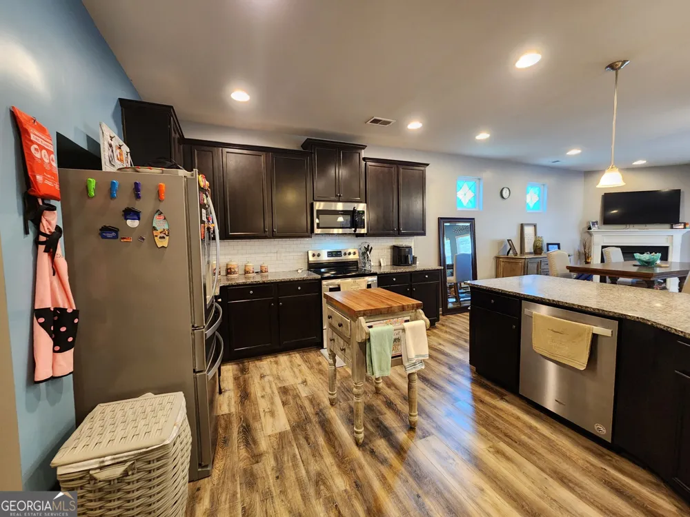 17 Cliffbriar TER Newnan, GA 30263