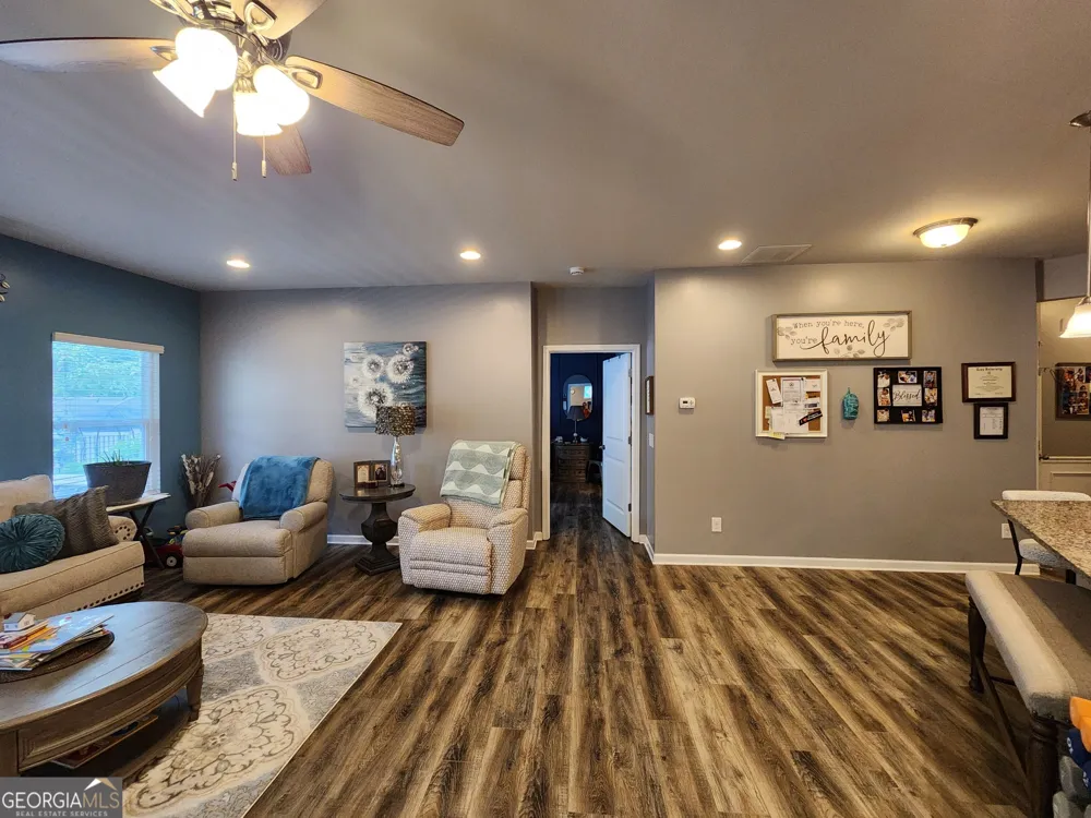 17 Cliffbriar TER Newnan, GA 30263