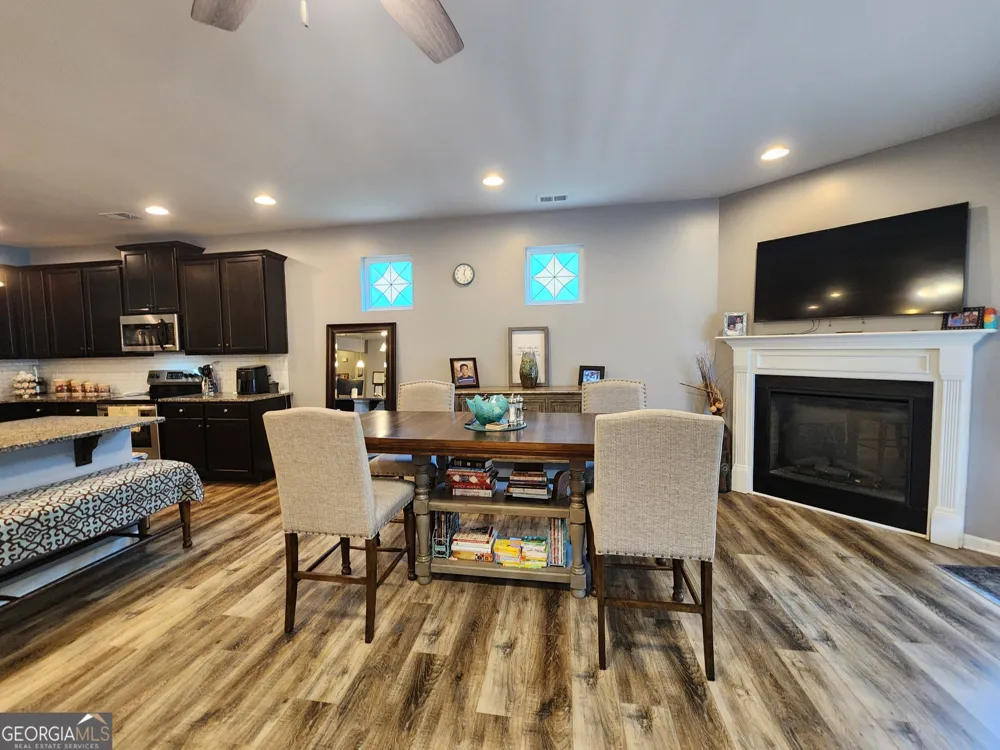 17 Cliffbriar TER Newnan, GA 30263