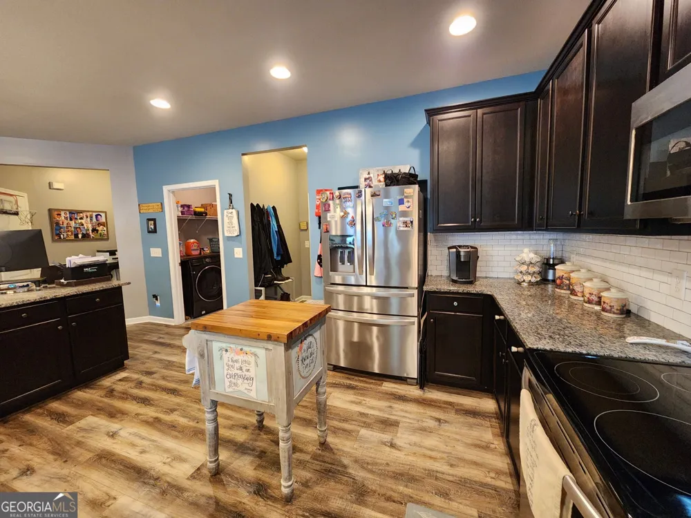17 Cliffbriar TER Newnan, GA 30263
